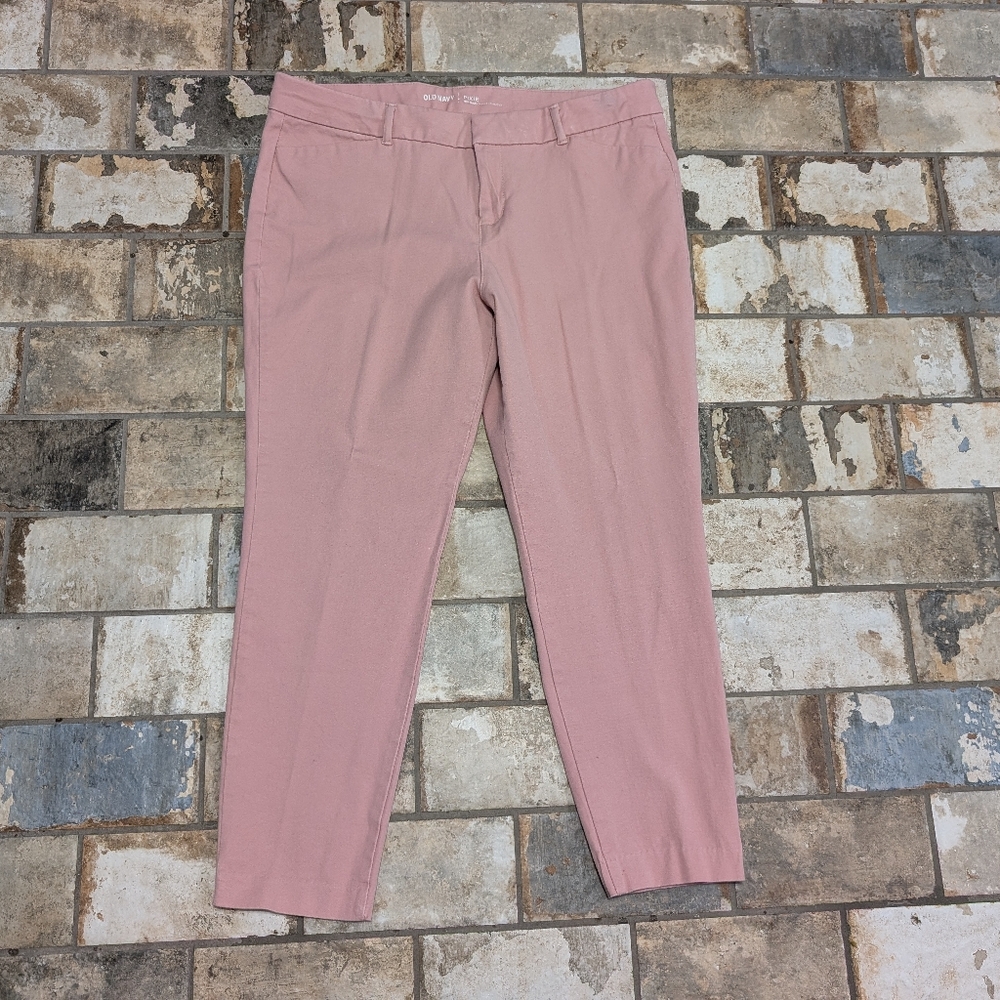Old Navy Pixie Pants - Women’s Size 14 - Pink Mid-Rise Skinny Ankle Pants